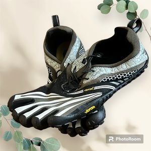 Vibram Fivefingers Barefoot Running Shoe